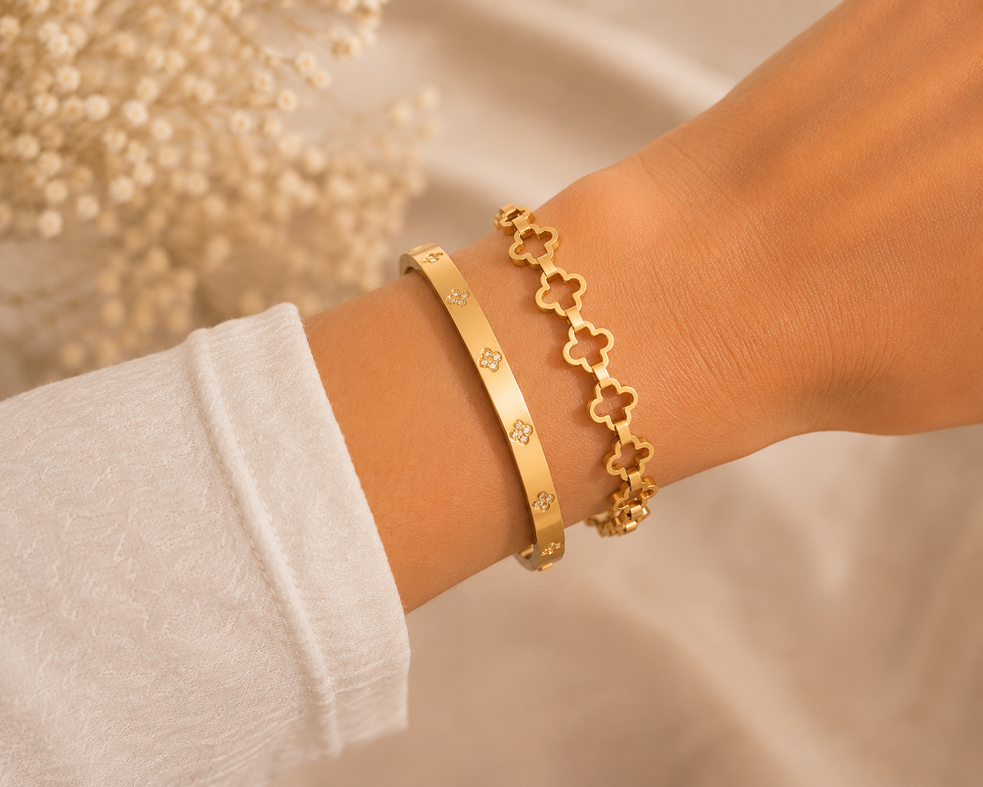 Bracelet Élégance Clover Plaqué or 18 carats – NERA PARIS