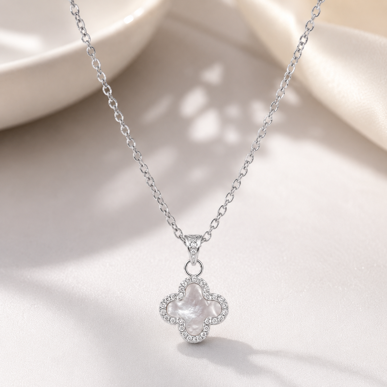 Collier Glow Clover - Plaqué or 18 Carats